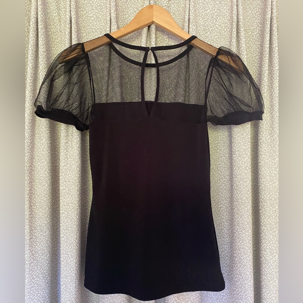 Like-New Express Black Top With Mesh Shoulders and Key-Hole Back